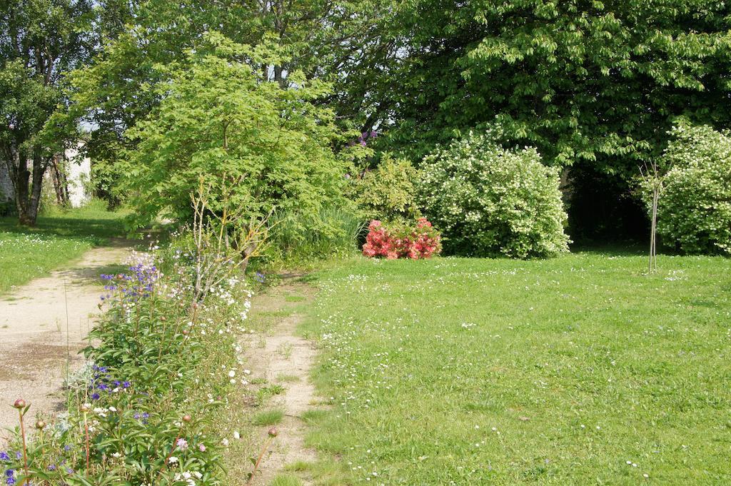 Le Clos De La Muse Saint-Junien Dış mekan fotoğraf