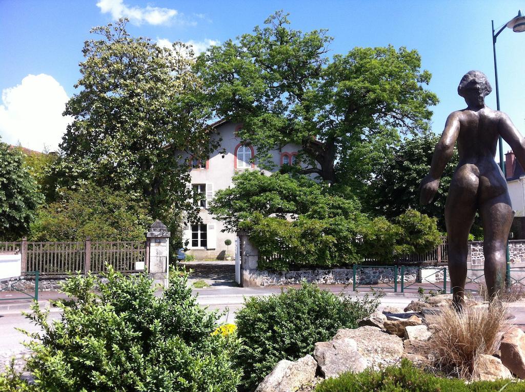 Le Clos De La Muse Saint-Junien Dış mekan fotoğraf