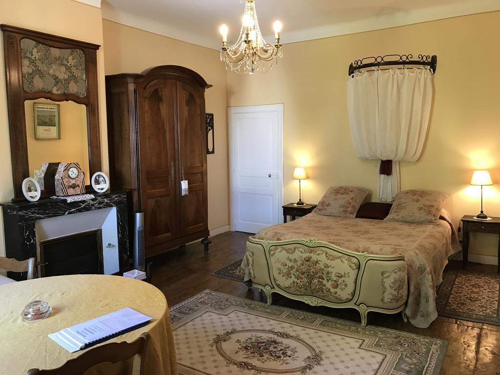 Le Clos De La Muse Saint-Junien Dış mekan fotoğraf